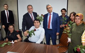 “Engelleri kaldırarak yaptığınız çalışmalarla gurur duyuyoruz”