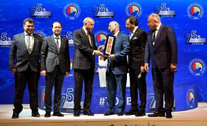 Cumhurbaşkanı Erdoğan’dan Adana Ticaret Borsası’na birincilik ödülü