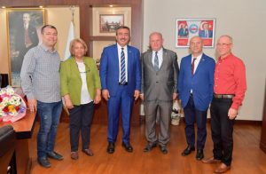 Gazetecilerin saldırıya uğramadığı bir Türkiye özlüyorum”