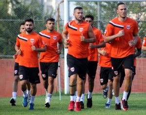 Adanaspor yeni sezona çift idmanla çalışıyor