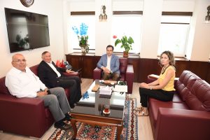 Akay’dan, Seyhan Kaymakamı ve İl Milli Eğitim Müdürüne ziyaret