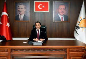AK Parti Adana İl Başkanı Şerif Güler:’İşçi kıyımından başka icraatları yok’