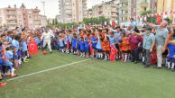 Geleceğin futbolcuları yetişiyor