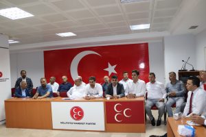 MHP Adana İl Başkanı Bünyamin Avcı, Büyükşehir Belediyesi ve ASKİ’den toplucu çıkartılan işçilere tercüman oldu.