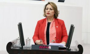 “Hayat pahalı, içkiler kaçak ve sahte!”