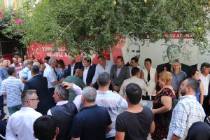 MHP Adana’da İl’deBayrama yoğun ilgi!