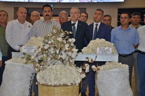 ADANA TİCARET BORSASI’NDA PAMUK 50 LİRADAN İŞLEM GÖRDÜ