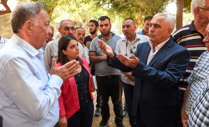 Başkan Akay halkla iç içe