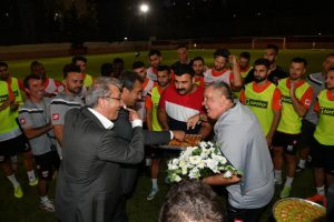 Başkan Akay çözüm üretiyor