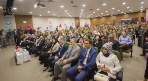 “KANSER TEŞHİSİ KONULAN HER 4 KADINDAN BİRİ MEME KANSERİ”