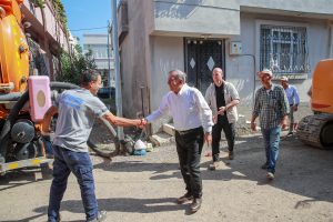 Seyhan’dan Sokak Sokak hizmet!