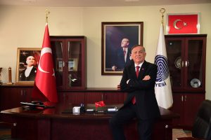 Boya üretiliyor Seyhan renkleniyor