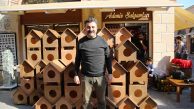Sokak kedileri için 100 kedi evi