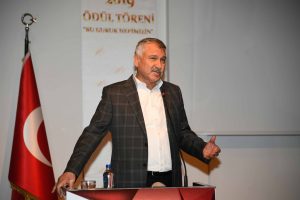 Adana’mıza, ülkemize ve dünyaya; barış, kardeşlik, mutluluk diliyorum