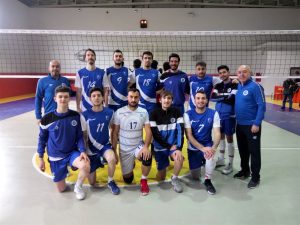 Seyhan Belediyespor Voleybol’da ışık saçtı