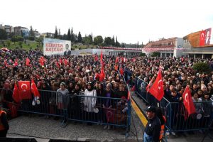 5 Ocak coşkusu tapu sevinci ile birleşti