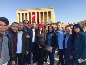 Yüreğirli kadınlar için genç aday