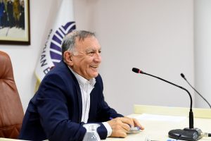 Seyhan, Muhtarlarla yönetiliyor