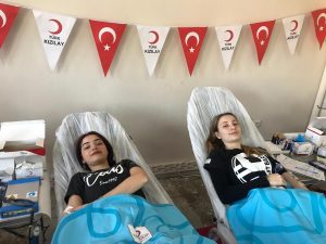 18 Yaşını Doldurup Kan Bağışçısı Oldular