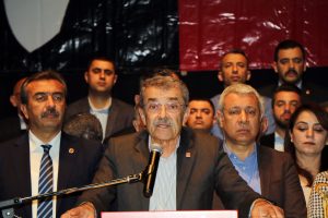 ÇELEBİ’DEN AY’A