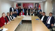 CHP’DE YENİ İL YÖNETİMİ GÖREV PAYLAŞIMINI YAPTI