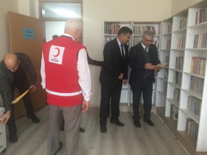 KIZILAY KÜTÜPHANE KURMAYA DEVAM EDİYOR