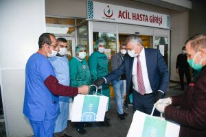 Başkan Zeydan Karalar, suya indirim ve nakdi yardım müjdesi verdi…