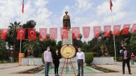 CHP’DEN SOSYAL MESAFELİ 23 NİSAN KUTLAMASI
