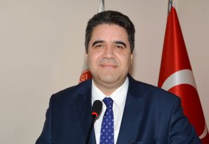 Ecz. Yalbuzdağ, “Ücretsiz maske, eczaneler dışında başka yerlerden de dağıtılmalıdır”