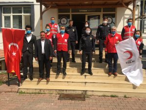 Kızılay’dan Polislere Moral