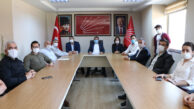 CHP ÜÇ FİDANI ANDI