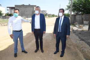 Başkan Zeydan Karalar’dan İmamoğlu’nda asfalt incelemesi