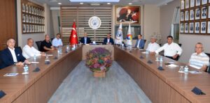 Bilgiç, “Adana tarımının gelişmesi vazgeçilmezimizdir”