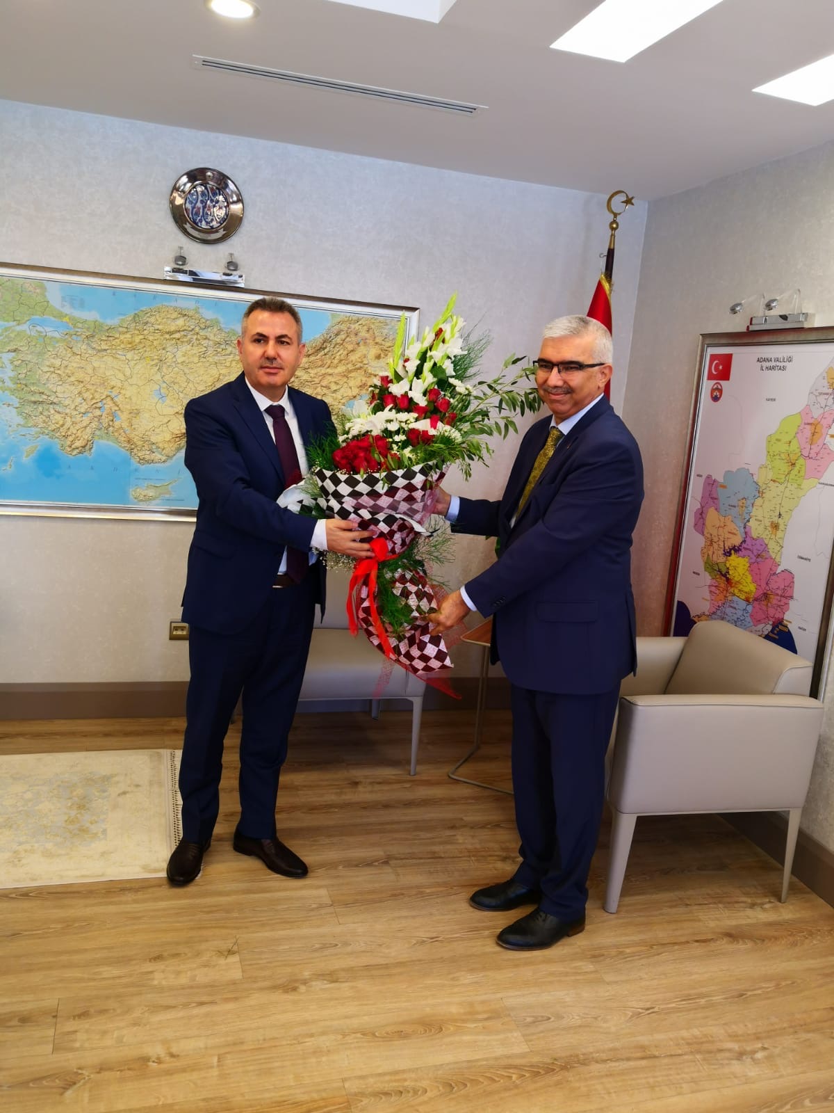 ADANA VALİSİ SÜLEYMAN ELBAN: “TÜRK KIZILAYI, ZORDA KALAN HER İNSAN İÇİN UMUT VE GÜVENDİR”