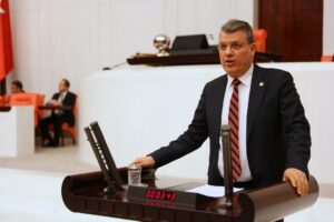 Ayhan Barut, Fahrettin Koca’ya atamayı sordu