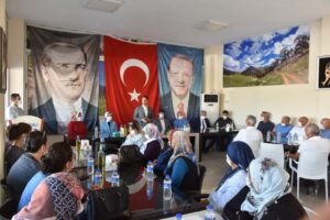 AK Parti’den ilçelere çıkartma