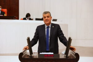 “Adana’ya kör bakanlar, havaalanımıza göz diktiler”