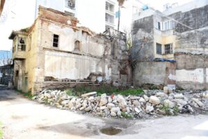 KARİKATÜR VE EDEBİYAT EVİ’ SEYHAN’A ÇOK YAKIŞACAK