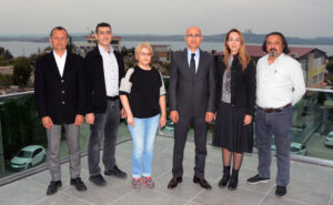 Uzm. Dr. Menteş, “Vaka sayısında yeni bir pik yaşanacağı endişesi içerisindeyiz”
