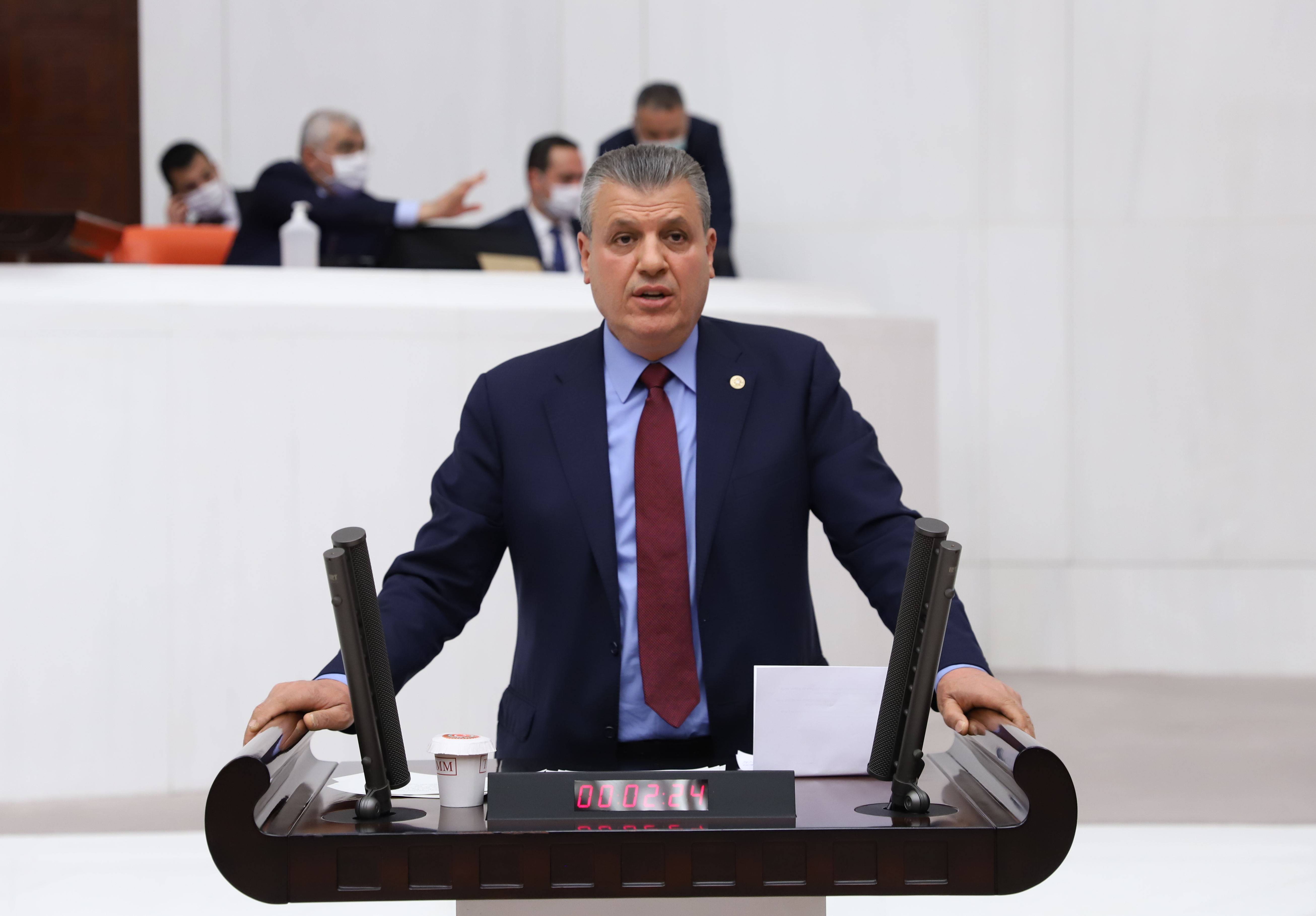 Çiftçiyi üvey evlat ve hor görüyorsunuz”