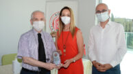 40 ve 50 Yıllık Duayen Hekimlere Plaket