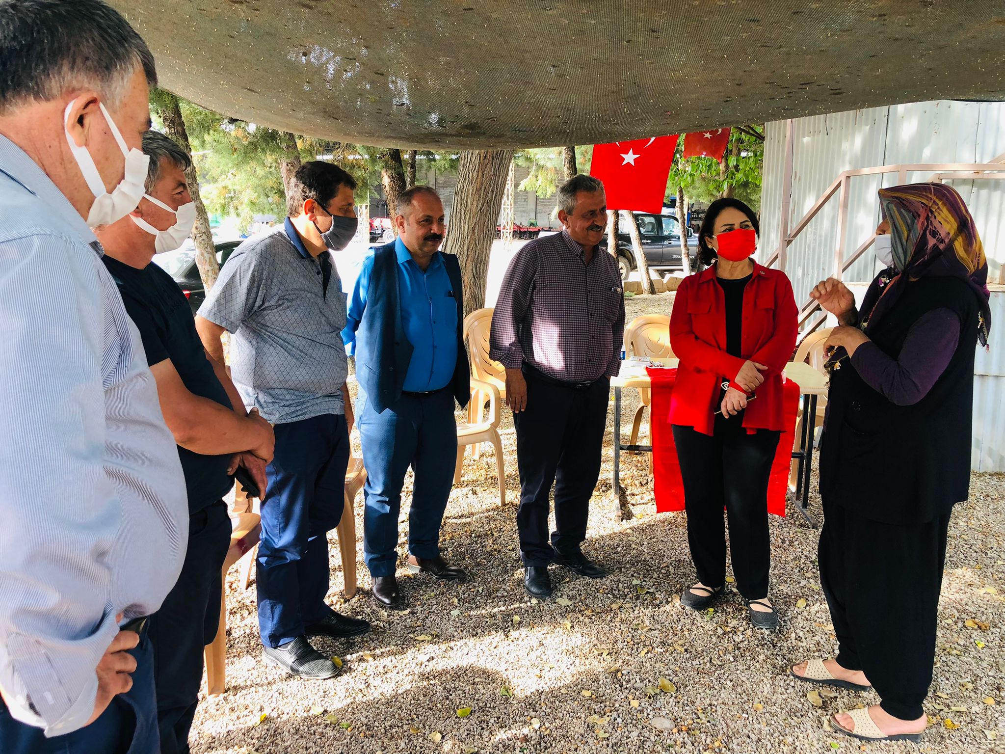 “Helallik istediler vatandaşı yine derdiyle baş başa bıraktılar”