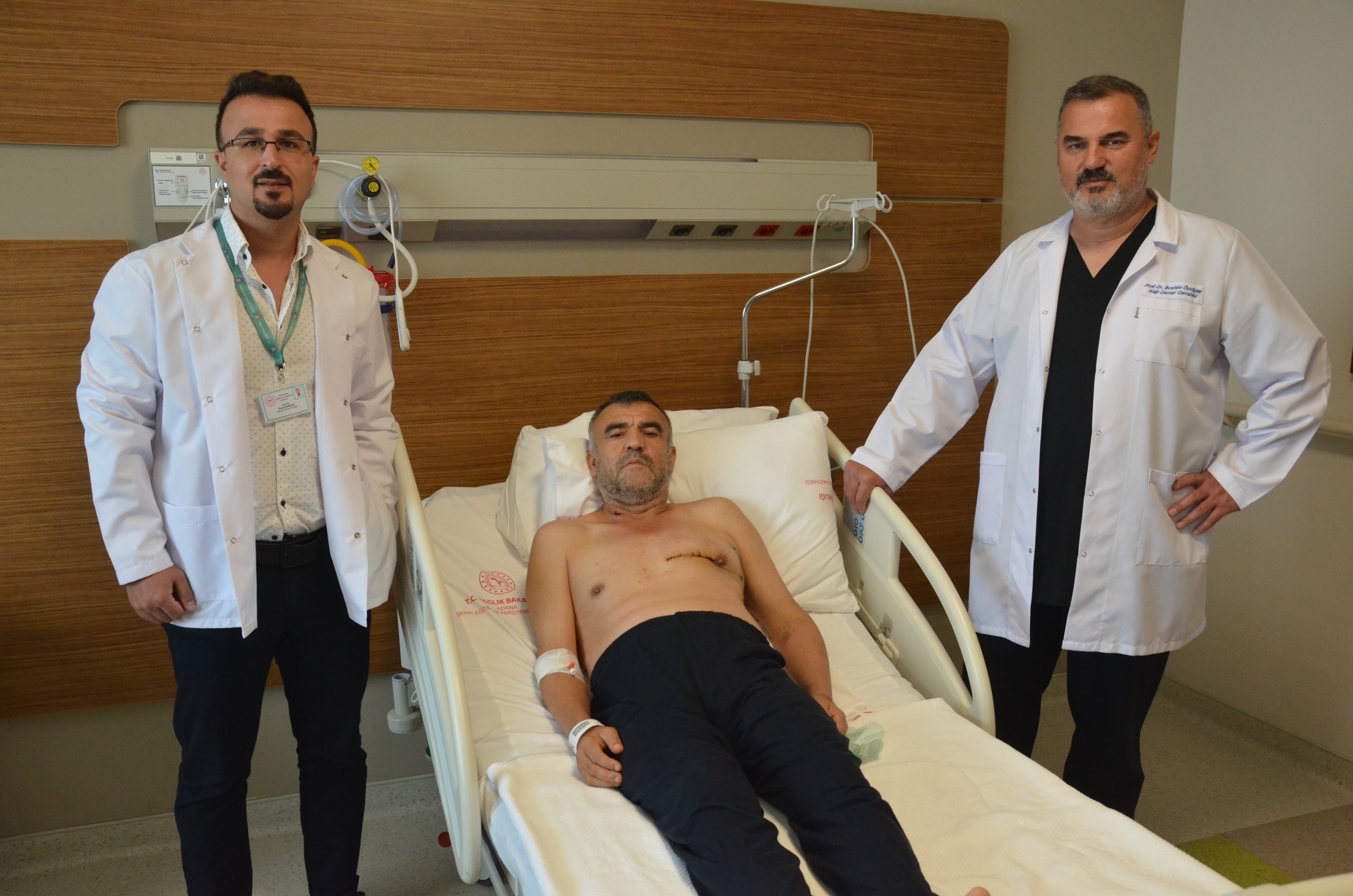 ADANA’DA GÖĞÜS YARILMADAN KALP AMELİYATI