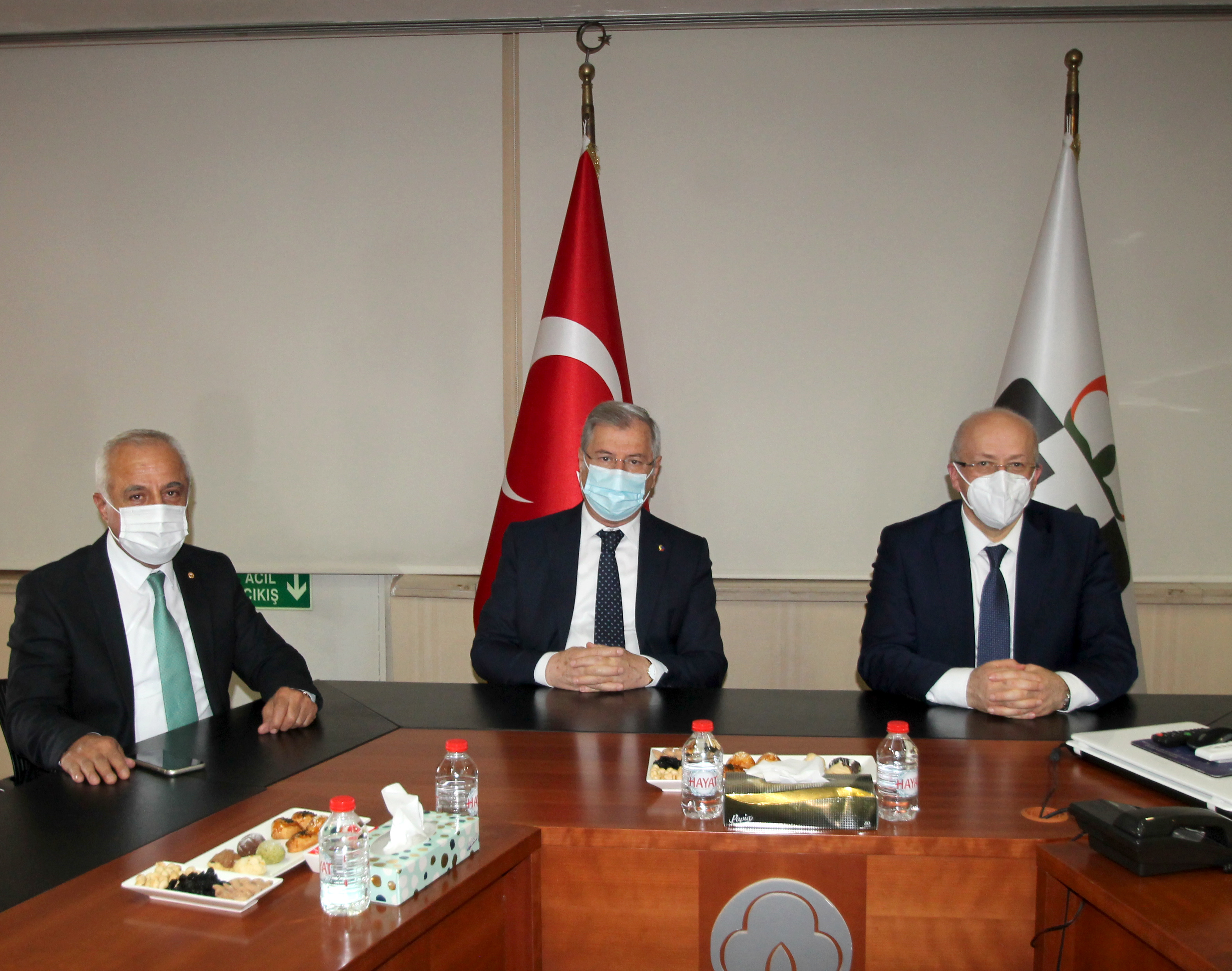 BAKAN YARDIMCISI UÇARMAK, ATO YÖNETİMİNİ ZİYARET ETTİ