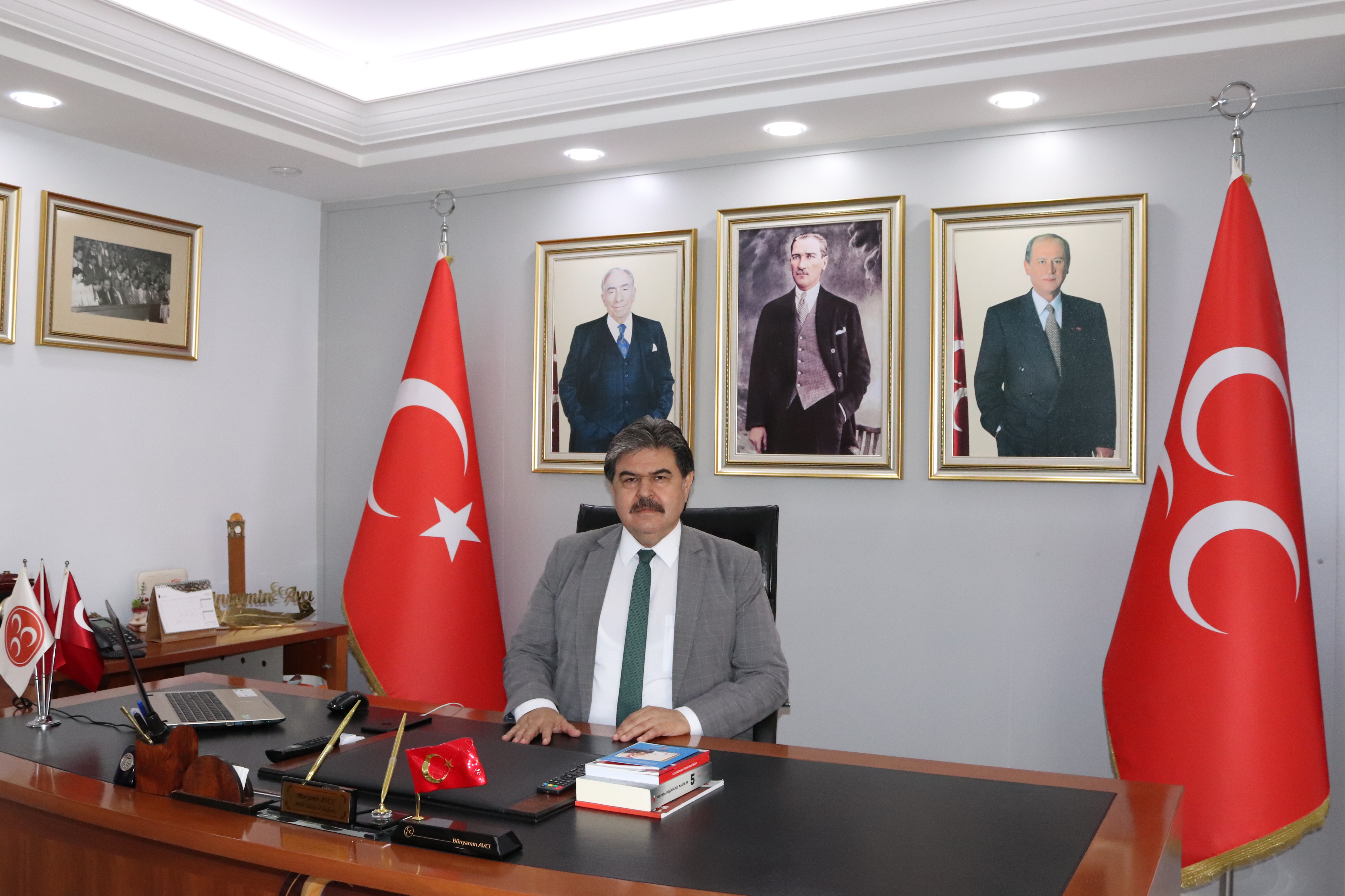 MHP Adana İl Başkanı Bünyamin Avcı, 24 Temmuz Gazeteciler ve Basın Bayramı münasebetiyle mesaj yayımladı.