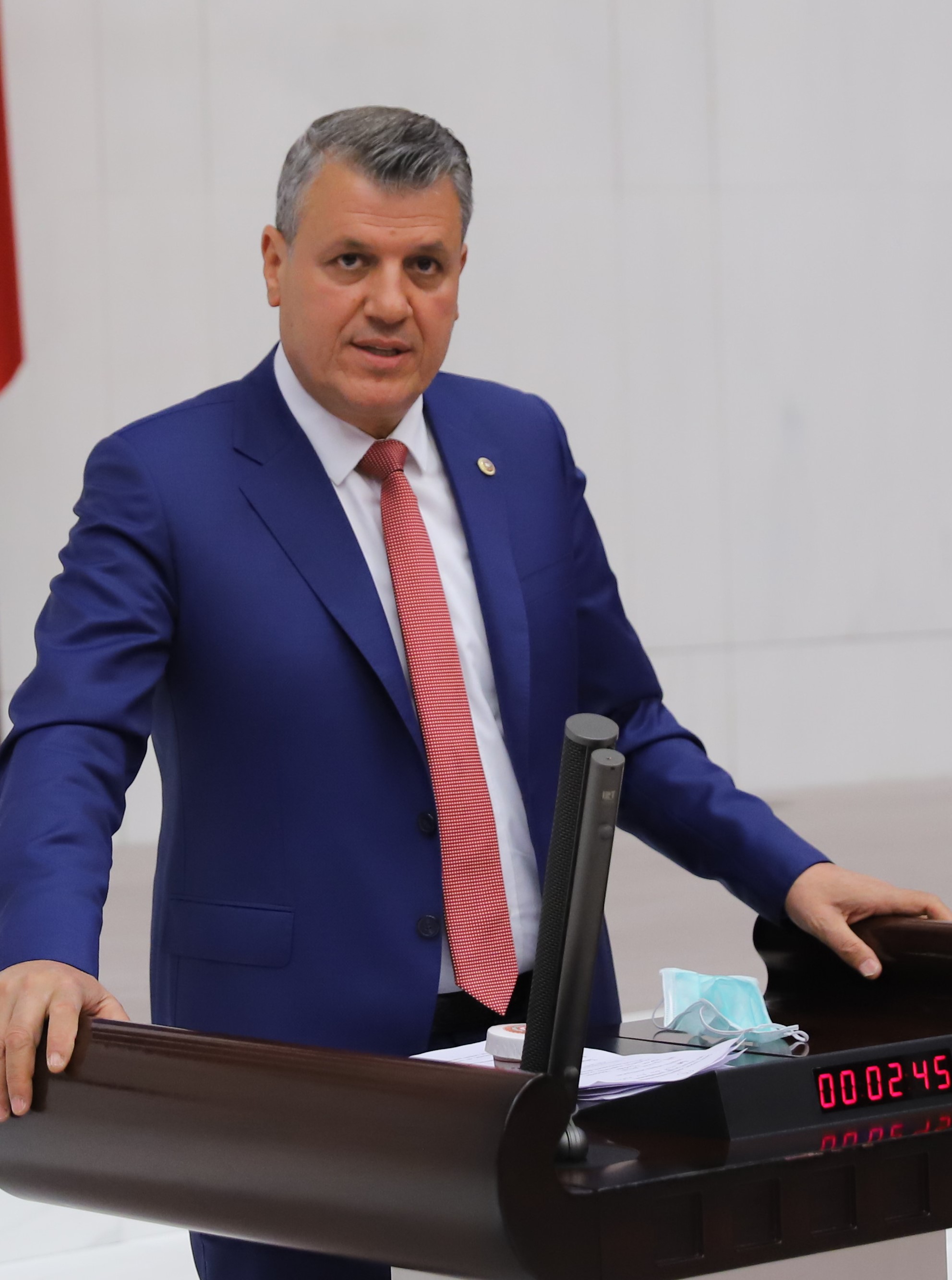 Ayhan Barut, kaçak içki zehirlenmelerine karşı iktidarı göreve çağırdı