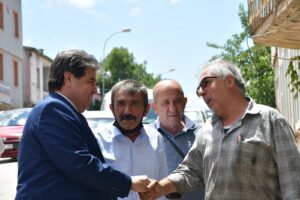 MHP Adana gönüllere dokunuyor!