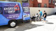 SEYHAN’DAN ENGELLERİ KALDIRAN HİZMET: ENGELSİZ TAKSİ