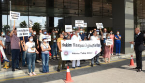 Uzm. Dr. Menteş, “Hekimler artık yurtdışında göçmen doktor olmayı tercih ediyor”