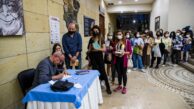 SEYHAN’DA EDEBİYAT VE SANAT GENÇLERİN AYAĞINA GÖTÜRÜLDÜ